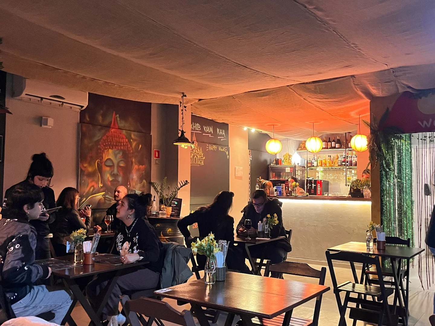 Pede Thai Restobar, em Curitiba. Foto 2 de 2 enviada por quem visitou o lugar, no Keenz