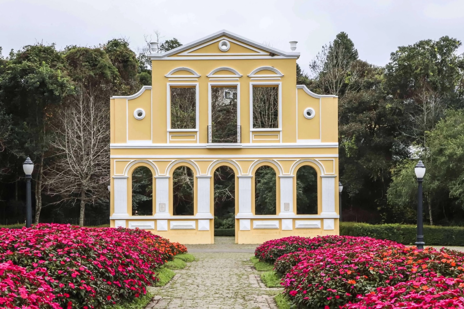 Bosque Alemão, em Curitiba. Foto do lugar no Keenz